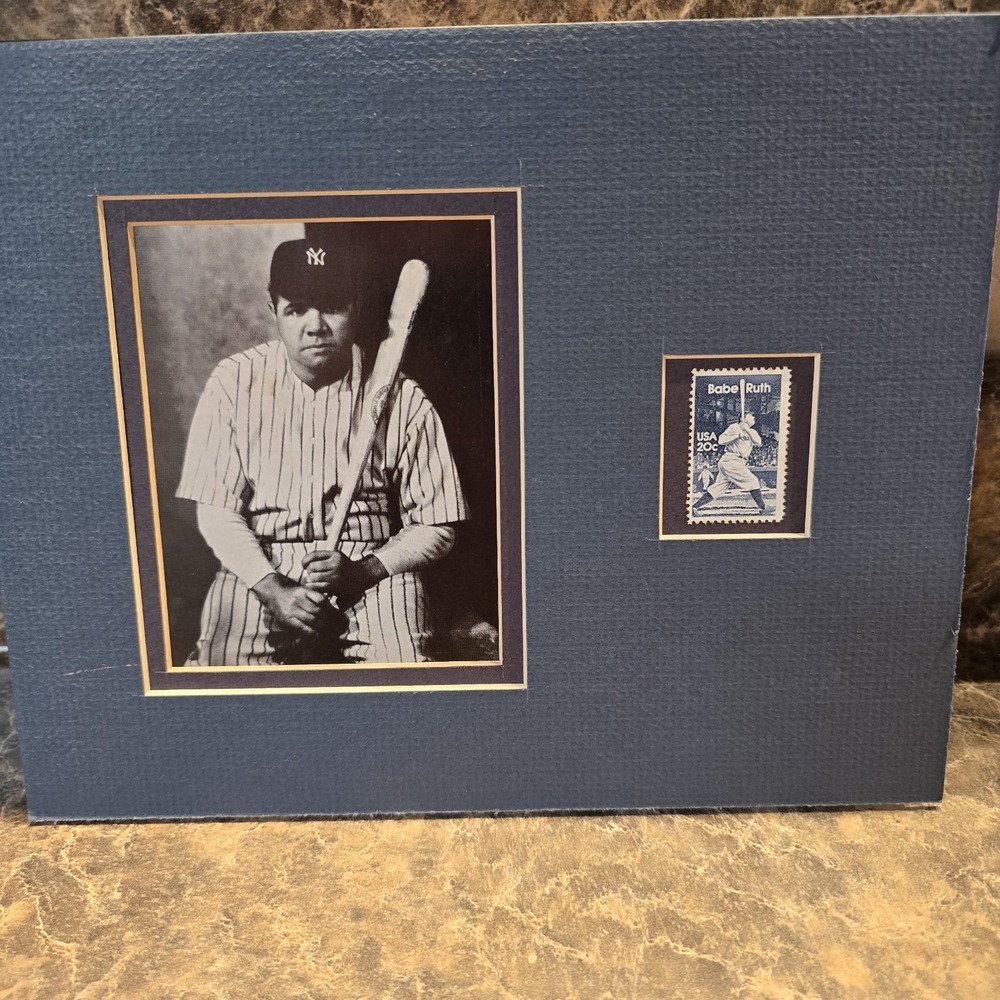 NEW YORK YANKEES BABE RUTH WOOD PHOTOGRAPH & COMMEMORATIVE 20c U.S. STAMP